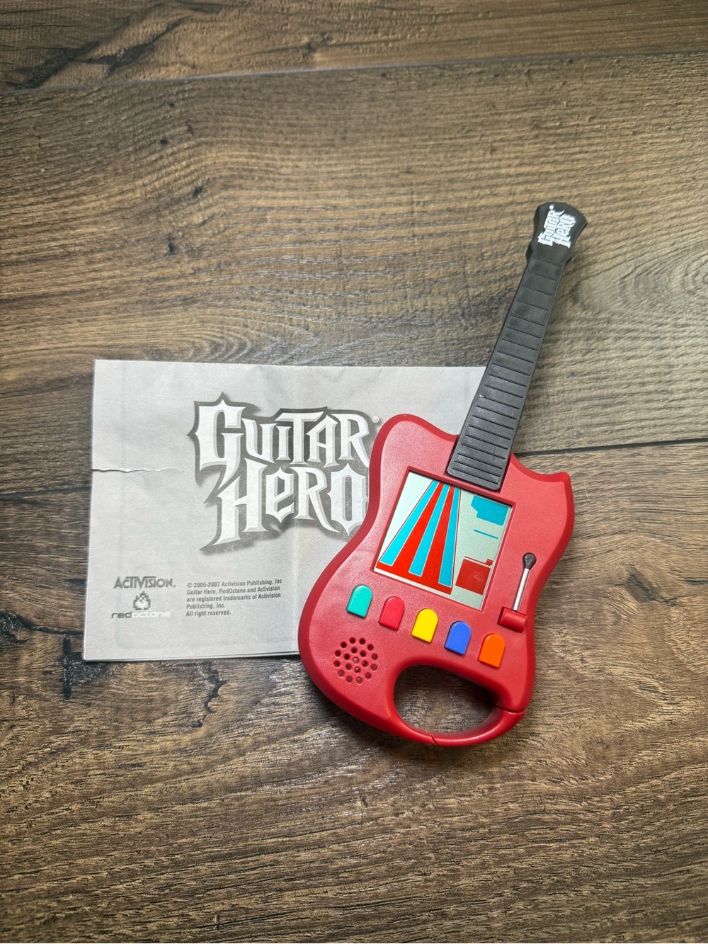 Guitar Hero 2007 Carabiner Red Handheld Electronic Game by Activision Keychain